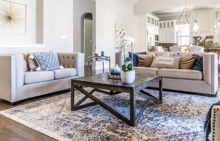 Make Buyers Fall in Love with Your Home: 81 Staging Tips